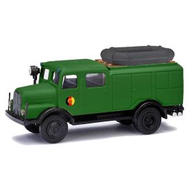   Busch 95622 IFA S4000 TLF 16 katonai dobozos teherautó, csónakkal - NVA (H0)