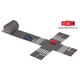 Busch 9795 Aszfaltozott útburkolat kereszteződéssel, 2 db személyautóval (N)