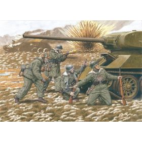   Dragon 6477 20th Waffen-Grenadier-Division (Baltic States 1944) 1/35 figura makett