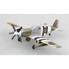   Easy Model 36356 North American P-51B Mustang, FZ152. 1944 (1/72) repülőgép modell