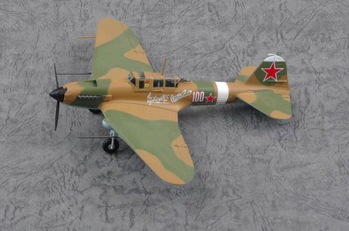 Easy Model 36411 Iljushin II-2 M3 Sturmovik, White 100 (1/72) repülőgép modell