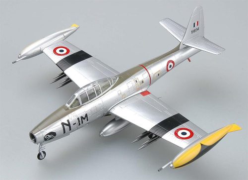 Easy Model 36802 Republic F-84G-6 Thunderjet French Air Force, (51-9894) 1952 (1/72) repülőgép modell