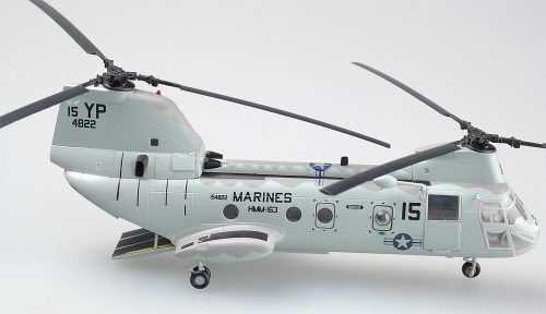 Easy Model 37000 Boeing Vertol CH-46E Sea Knight, Marines HMM-163 154822 (1/72) helikopter modell