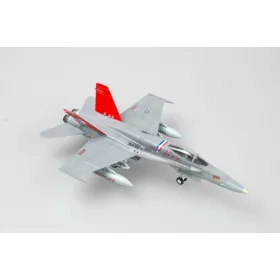   Easy Model 37117 McDonnell-Douglas F/A-18C US NAVY VFA-131 AG-400 (1/72) repülőgép modell