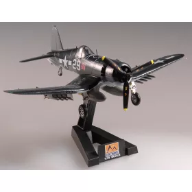  Easy Model 37231 Vought F4U-1 Corsair VF-17 Lt. Ike Kepford 1944 (1/72) repülőgép modell