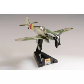   Easy Model 37262 Focke-Wulf FW-190D-9 Dora IV./ JG3 1945 (1/72) repülőgép modell