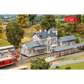 Faller 190060 Vasútállomás-készlet - Radebusch (H0)