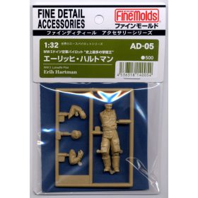 Fine Molds AD05 Erich Hartmann (Luftwaffe) (1/32)