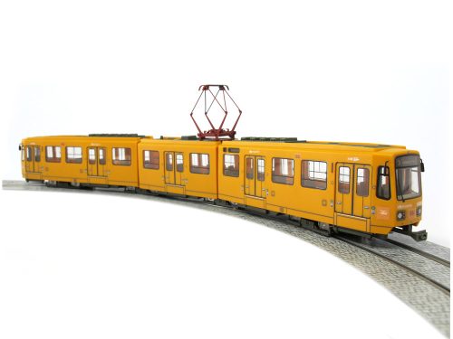 Halling TW6-BKK-S Villamos 1600-as sorozat (ex TW6000), BKK Budapest, sárga (H0) - vitrinmodell