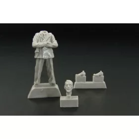   Hauler HLF48001 Adolf Hitler 1939-1945 resin figure of german leader 1/48 figura készlet