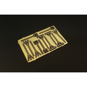 Hauler HLH72131 Pitchforks and rakes PE set 1/72