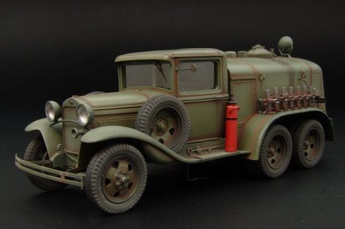 Hauler HLS48004 BZ-38 REFUELLER (GAZ-AAA) construction kit of WW2 russian truck 1/72 makett