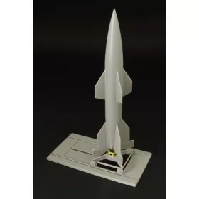   Hauler HLS48007 EMW C2 Wasserfall W5 construction kit of WW2 german rocket 1/72 makett