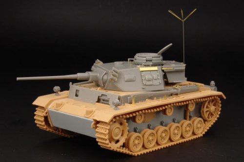 Hauler HLX48178 German Panzer III ausf K convers set resin with PE parts 1/48 feljavító készlet