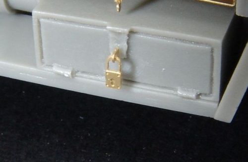 Hauler HLX48242 PADLOCKS PE parts 1/48 feljavító készlet