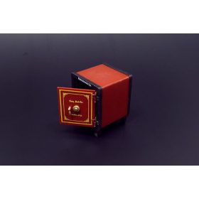   Hauler HLX48391 SAFE resin kit of old safe 1/48 kiegészítő