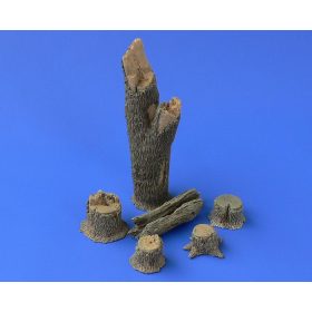   Hauler HLX48399 TREE TRUNKS and STUMPS Resin dio set 1/48 kiegészítő