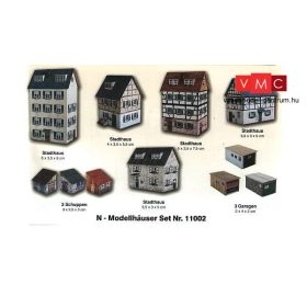   Heki 11002 Városi emeletes házak, melléképületek és garázsok kartonból (N)