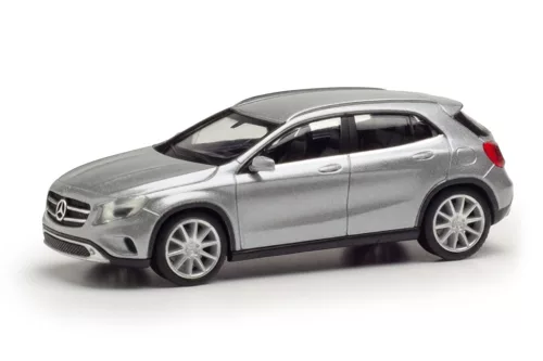 Herpa 038317-004 Mercedes-Benz GLA - iridiumsilber (H0)