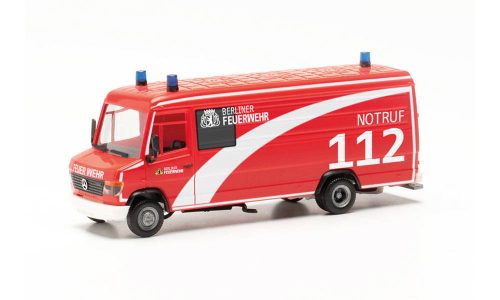 Herpa 097444 Mercedes-Benz Vario, dobozos tűzoltóautó - Berliner FW (H0)