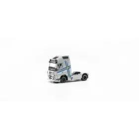   Herpa 315289-003 Volvo FH16 2020 gallytörő ráccsal - ezüst (H0)