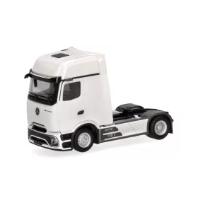   Herpa 318365 Mercedes-Benz Actros L (2023) nyergesvontató, fehér (H0)