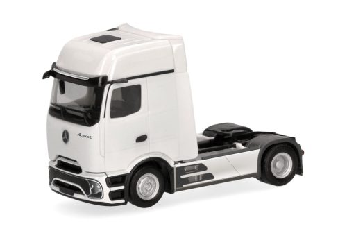 Herpa 318365 Mercedes-Benz Actros L (2023) nyergesvontató, fehér (H0)