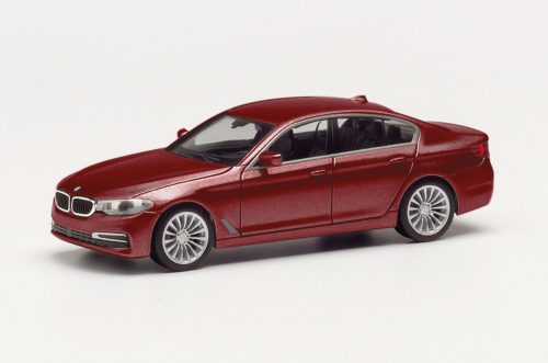 Herpa 430692-005 BMW 5-ös sorozat, Limousine, metál színben - piros (H0)