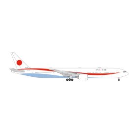   Herpa 532778-001 Boeing 777-300ER JASDF (1:500) repülőgép modell