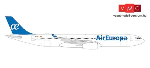 Herpa 533454 Airbus A330-300 Air Europa Francisca Acera (1:500)