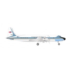 Herpa 537001 Douglas VC-118A USAF Air Force One (1:500)