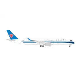 Herpa 537766 Airbus A350-900 China Southern (1:500)