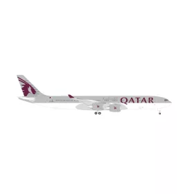 Herpa 538923 AIrbus A340-500 Qatar Amiri Flight (1:500)