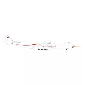 Herpa 539029 Antonov AN-225 Mriya with probe (1:500)