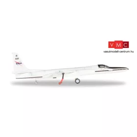   Herpa 558082 Lockheed ER-2 (U-2S) NASA Armstrong Flight Research Center (1:200)