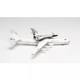   Herpa 562812 Antonov AN-225 Mriya & Energiya Buran Space Orbiter, CCCP-82060 (1:400)
