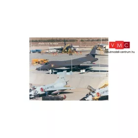   Herpa 570725 Rockwell B-1B Lancer U.S. Air Force, 86-0114 - 46th Bombardment Squadron, 319th Bombardment Wing, Grand Forks AB - Wolfhound (1:200)