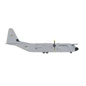   Herpa 572194 Lockheed Martin C-130J-30 Super Hercules Luftwaffe - 55+01 (1:200)