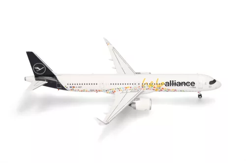 Herpa 573900 Airbus A321neo Lufthansa HelpAlliance (1:200)