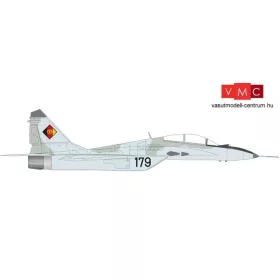   Herpa 580267 MiG-29UB NVA/LSK (East German Air Force) Jagdfliegergeschwader 3 Wladimir Komarow, Preschen AB - 179 black (1:72)