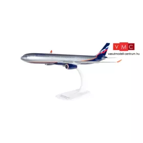   Herpa 609289-001 Airbus A330-300 Aeroflot VQ-BCV B. Pasternak (1:200)
