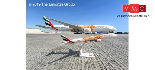 Herpa 612357 Boeing B777-300ER Emirates Expo,orange (1:200)