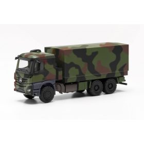   Herpa 746991 Mercedes-Benz Arocs 6x6 ponyvás katonai teherautó, álcafestéssel - Bundeswehr