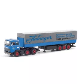   Herpa 87MBS026253 Mercedes-Benz LPS 2032 nyergesvontató, ponyvás félpótkocsival - Hübinger (H0)
