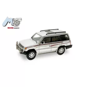 Herpa 87MC000042 Mitsubishi Pajero, ezüst (H0)