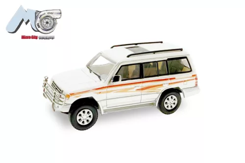 Herpa 87MC000043 Mitsubishi Pajero, fehér (H0)