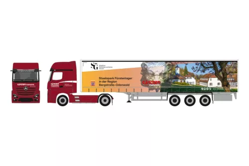Herpa 939263 Mercedes-Benz Actros L nyergesvontató, ponyvás félpótkocsival - Gärtner Transporte/Staatspark Fürstenlager (H0)