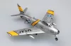 HobbyBoss 80258 North American F-86F-30 'Sabre' Fighter repülőgép makett (1/72)