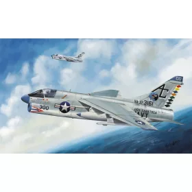   HobbyBoss 80342 LTV A-7A Corsair II repülőgép makett (1/48)
