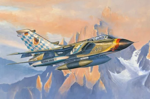 HobbyBoss 80353 Panavia Tornado IDS repülőgép makett (1/48)